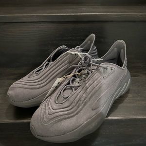 Brand new Adifom SLTN (HP6484)